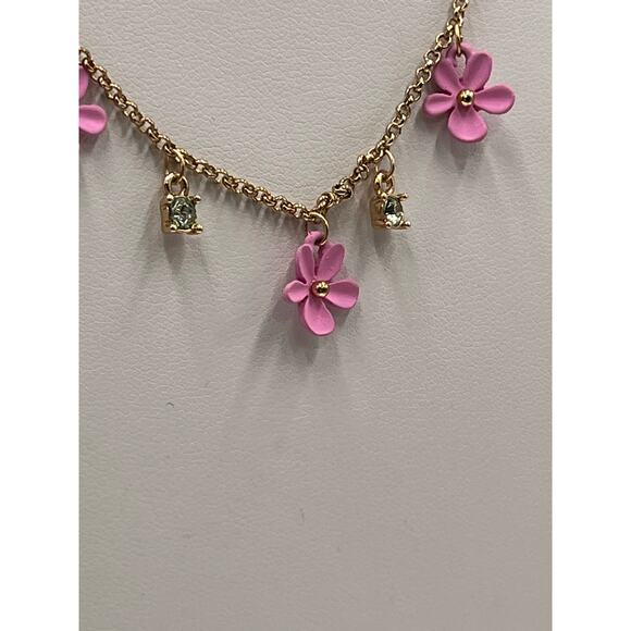Betsey Johnson Pink
Rubberized 3 Triple Flower Green Rhinestone Necklace - Picture 8 of 8